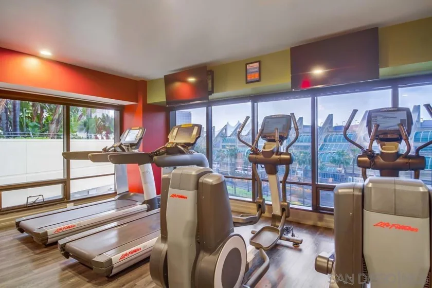 100 Harbor Drive #605 photo 27