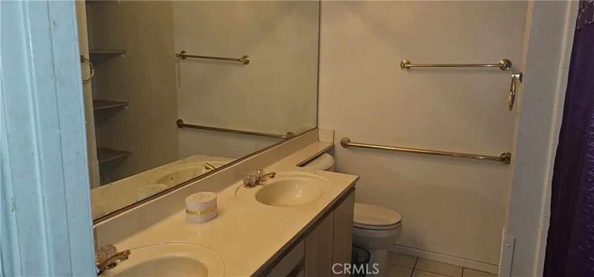 801 Pine Avenue #205 photo 22