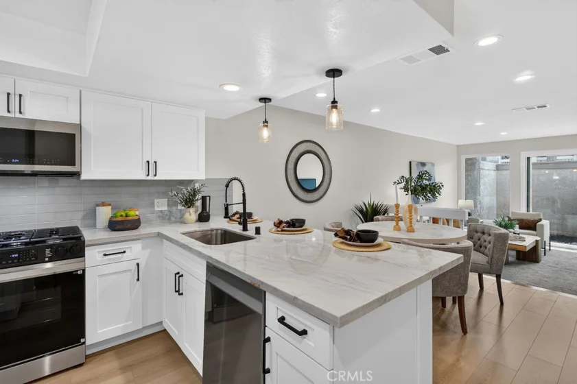 2220 E Chapman #9 photo 1