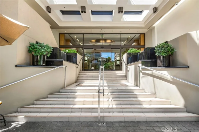 10445 Wilshire #1606 photo 5