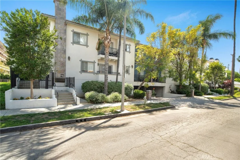 14544 Margate Street #7 photo 1