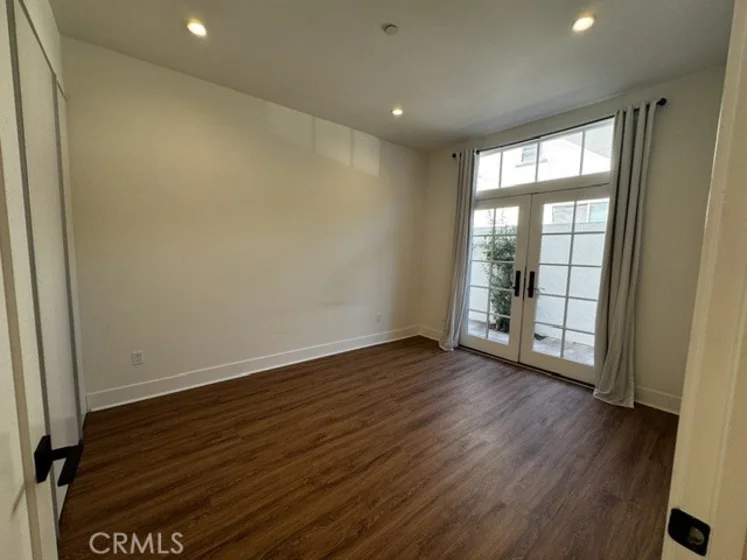 288 S Oakland photo 7