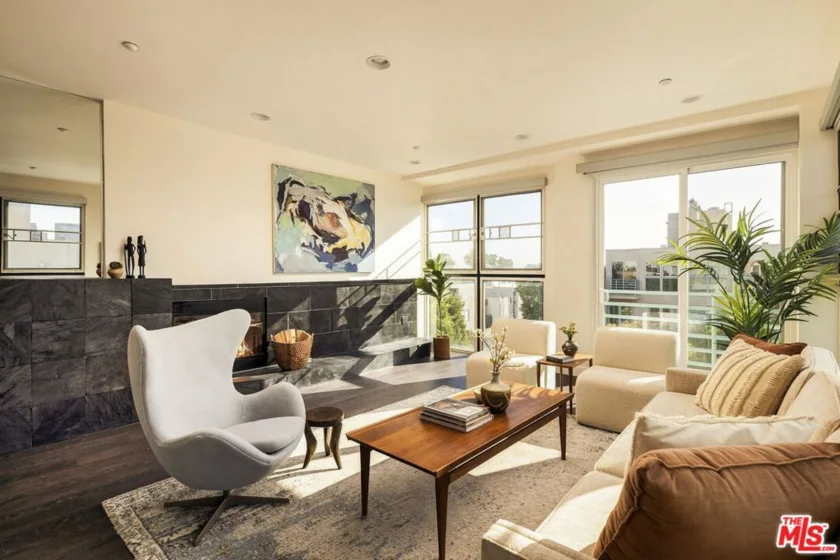1932 Selby Avenue #401 photo 5