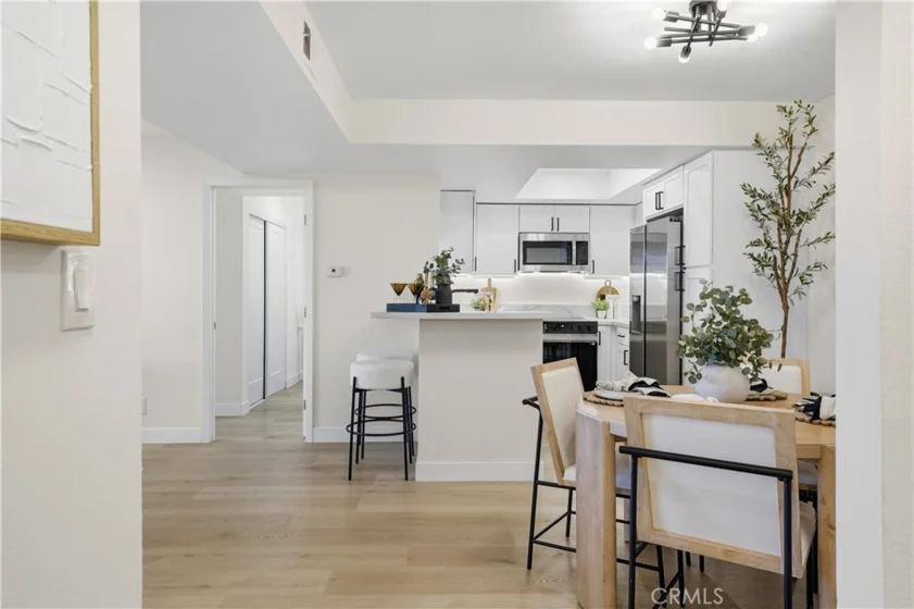 278 N Wilshire #B31 photo 8
