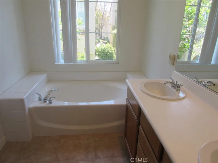 65 Figtree photo 27