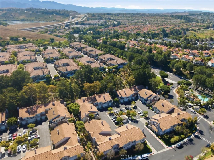 157 California Court photo 55