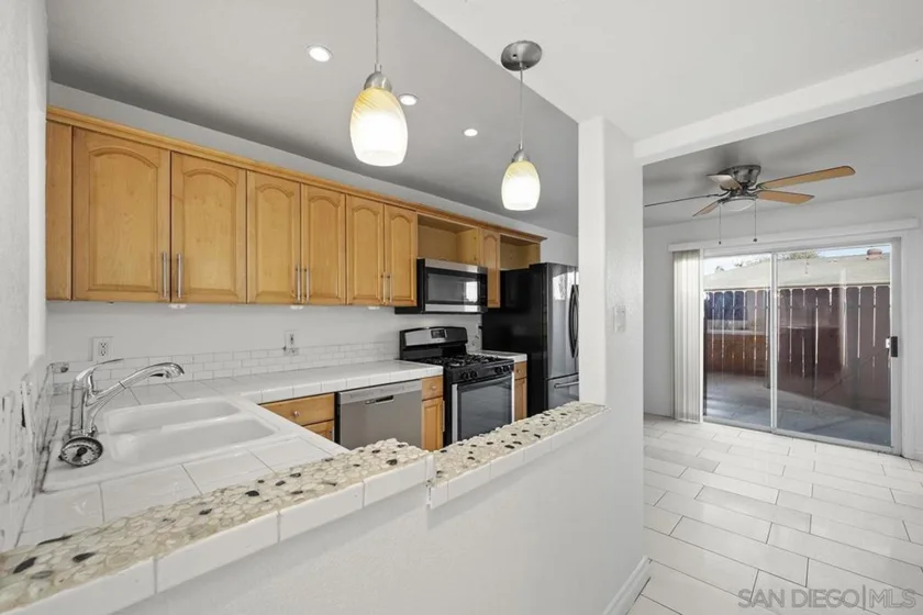 940 Calla Avenue #7 photo 1