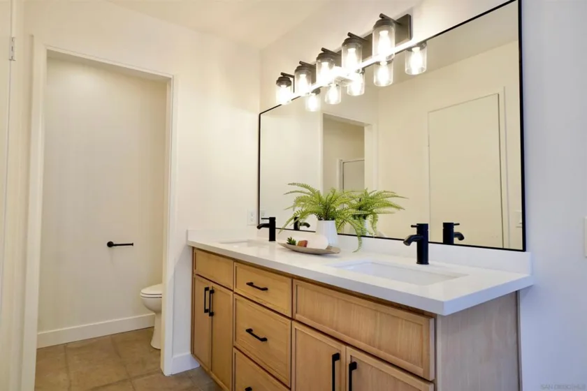 4228 Vista Del Rio Way #1 photo 18