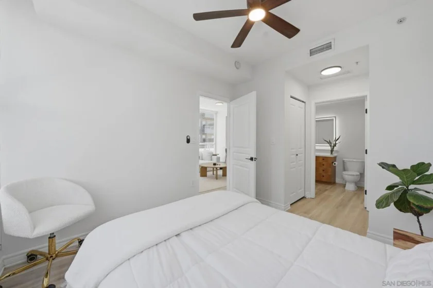 1580 Union #602 photo 17