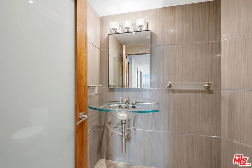 13700 Marina Pointe Drive #1903 photo 40