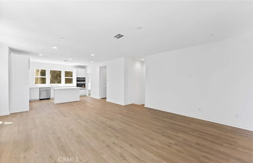 108 Pickwick Lane Court photo 10