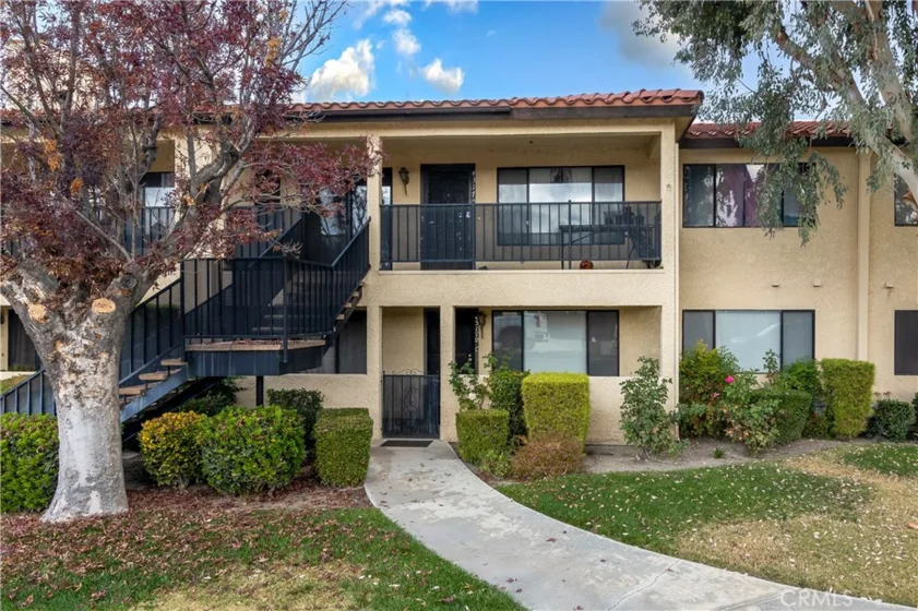 43170 Wall Street #C photo 1