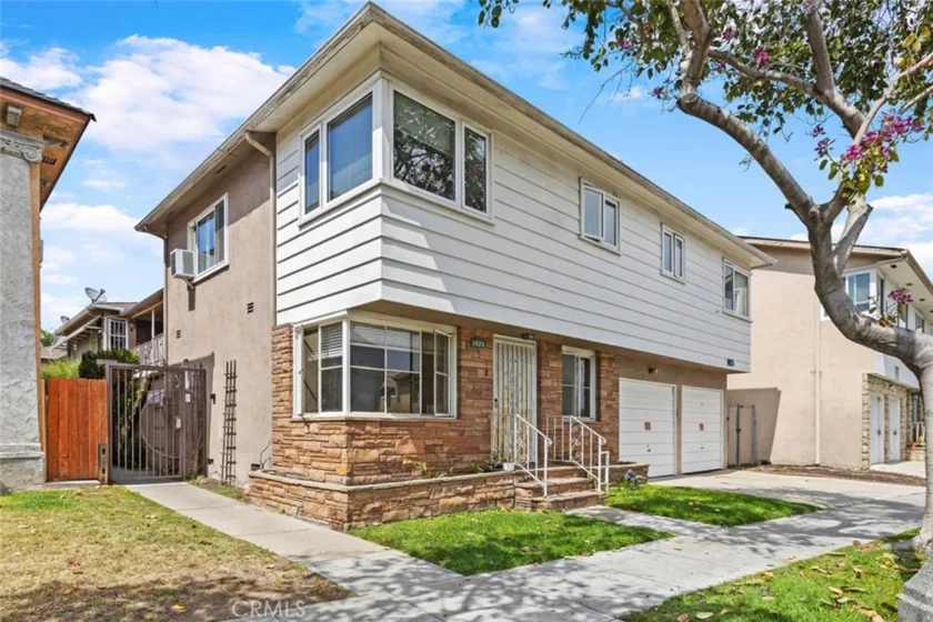 1825 E 3rd Street #4 photo 11