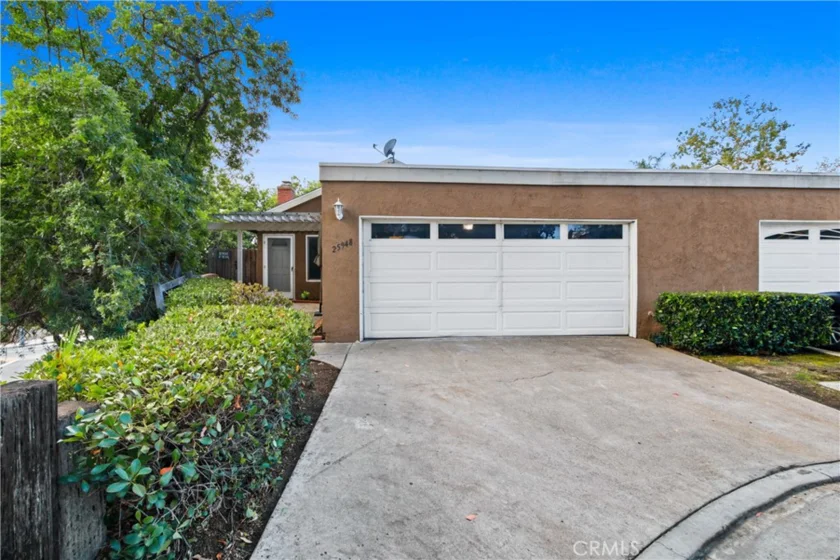 25948 Robin Circle #20 photo 1