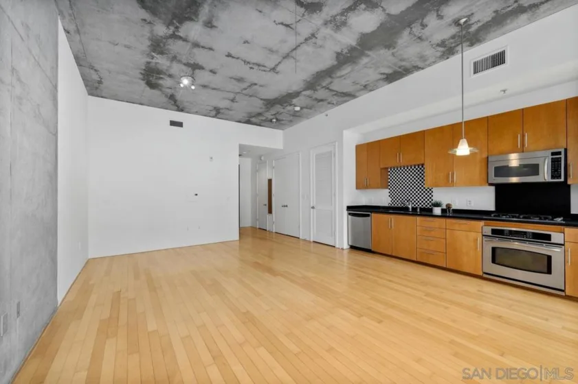 1050 Island Avenue #406 photo 21