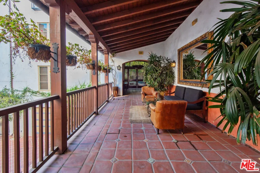 1414 N Harper Avenue #10 photo 29