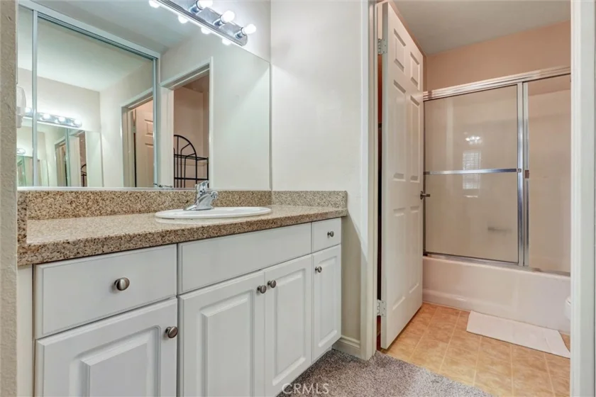 5545 Canoga Avenue #220 photo 12