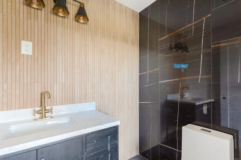 2510 Navarra Drive #524 photo 14
