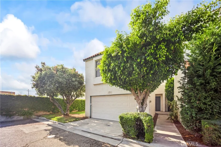 9051 Biola Lane photo 3