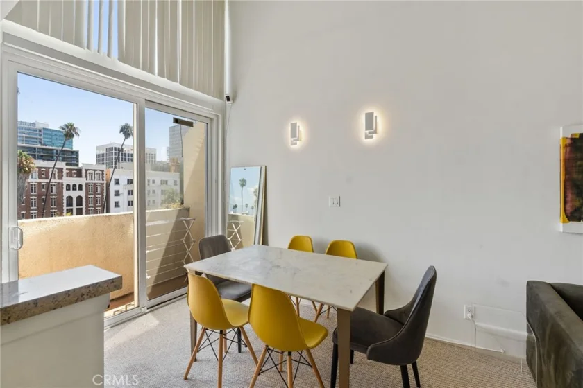 620 S Gramercy Place #412 photo 24