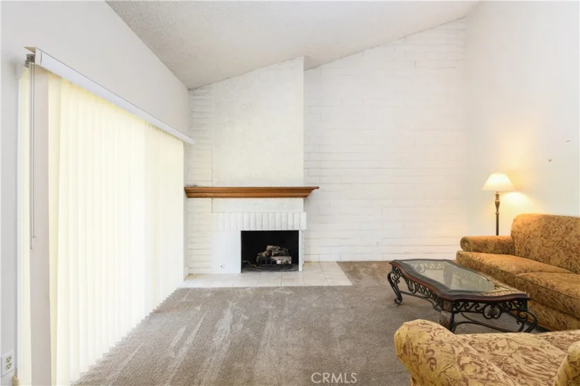 5468 Apricot Lane photo 6