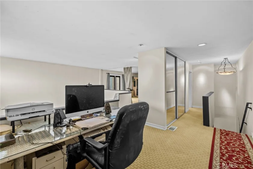 8712 Gregory Way #402 photo 8