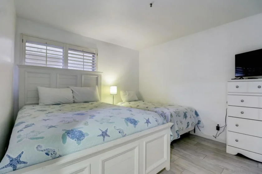 714 Seacoast Drive #104 photo 37
