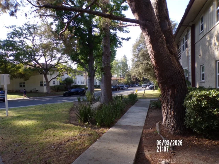 5832 Bowcroft #4 photo 13