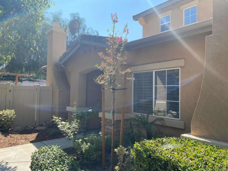 33513 Emerson Way #A photo 1