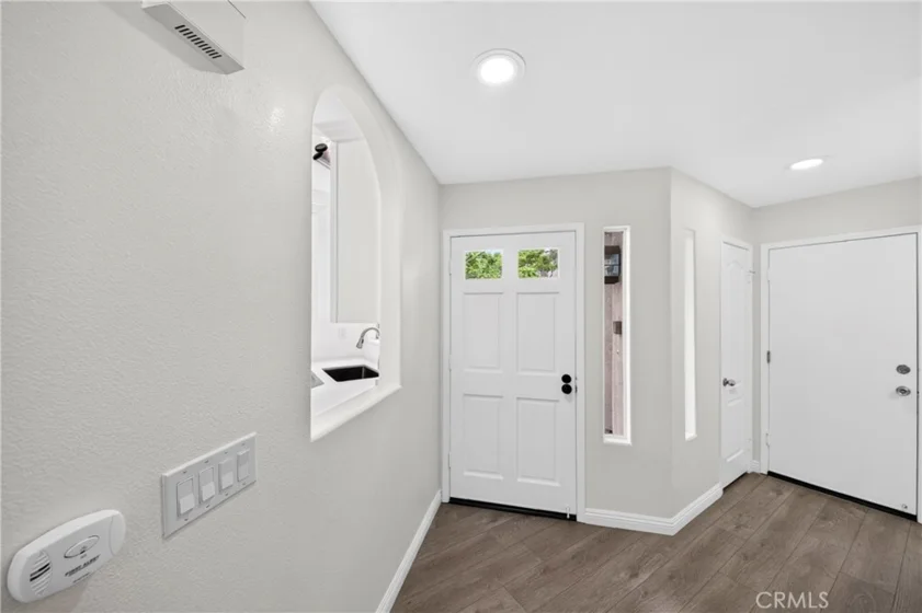 2163 Camellia Lane photo 5