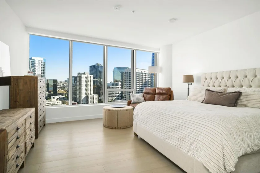 888 W E Street #1801 photo 38