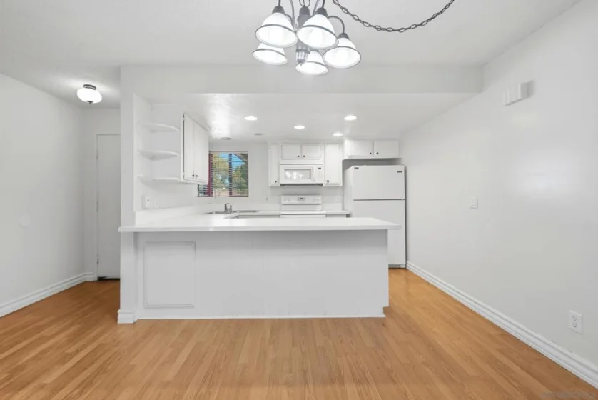 1257 E Grand Avenue ##D photo 9