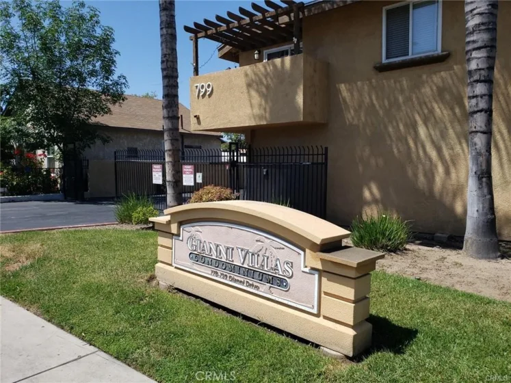 789 Gianni Drive #210 photo 1