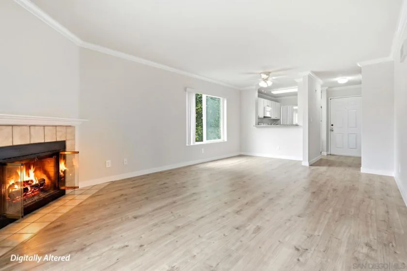 7425 Charmant #2902 photo 35