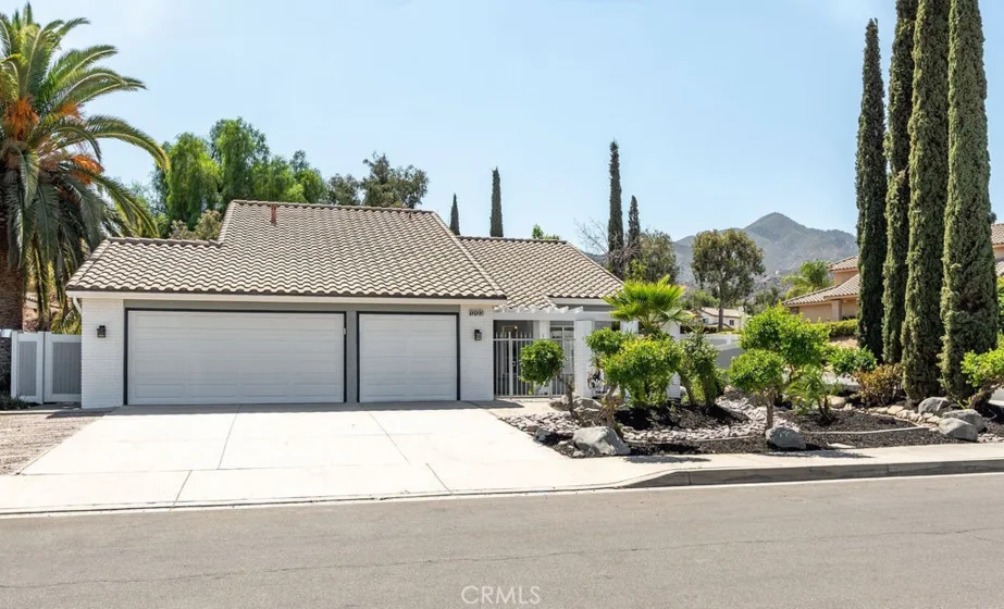 13123 Lone Stallion Lane photo