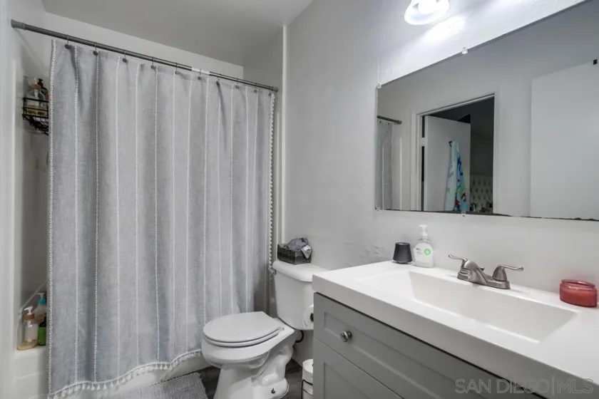 3433 Los Mochis Way photo 25