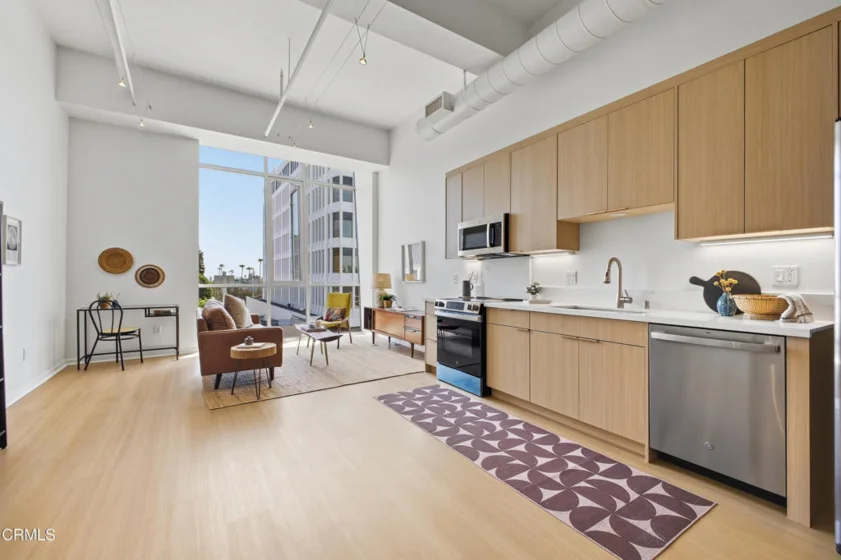 175 S Lake Avenue #314 photo 6