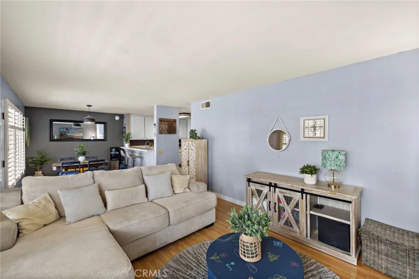 22278 Redwood Pointe #5H photo 5