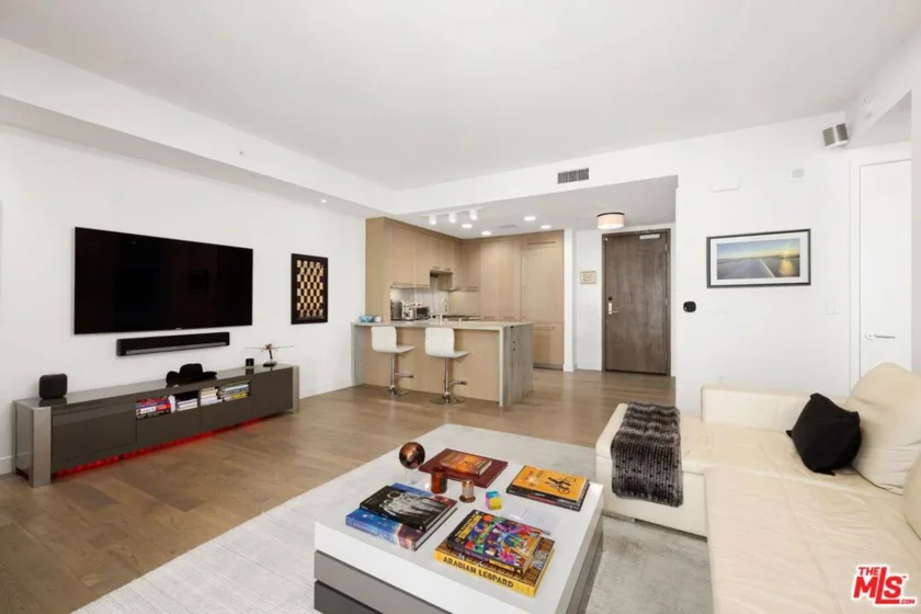 1755 Ocean Avenue #608 photo 2