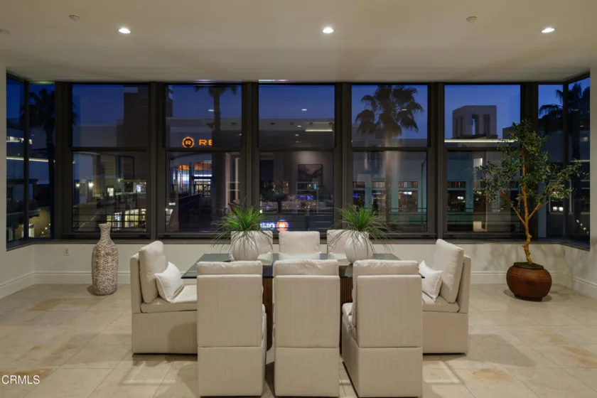 345 E Colorado Boulevard #302 photo 11