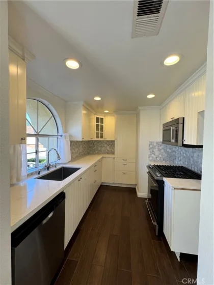 120 Costero Aisle #291 photo 1