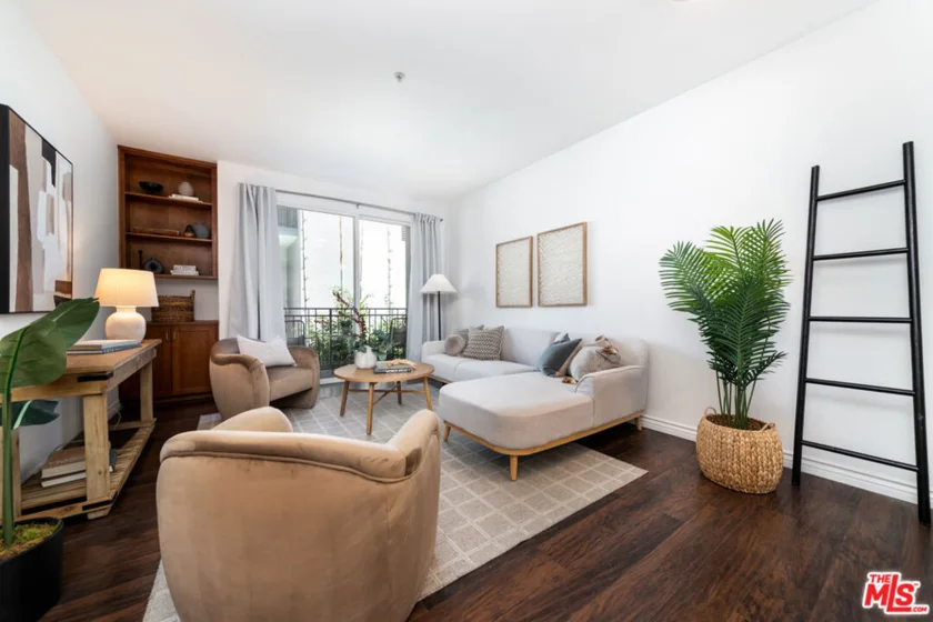 4060 Glencoe Avenue #222 photo 1