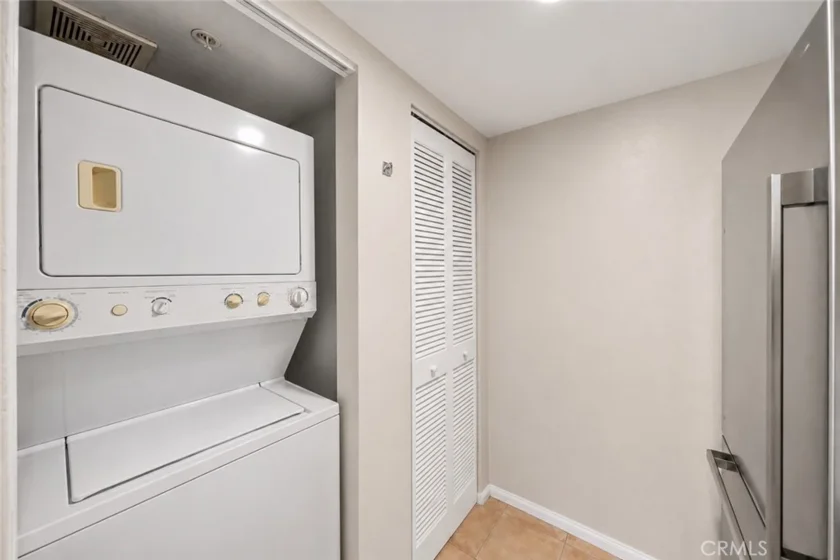 11124 Burbank Boulevard #108 photo 32