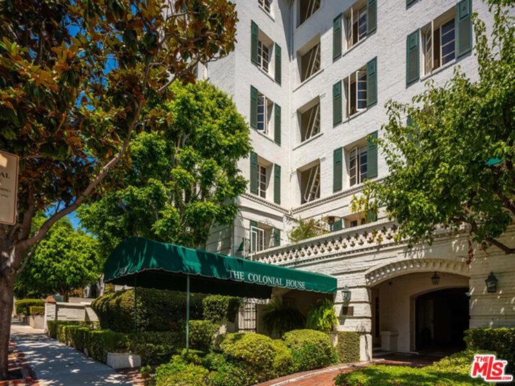 1416 Havenhurst Drive #2A photo 1