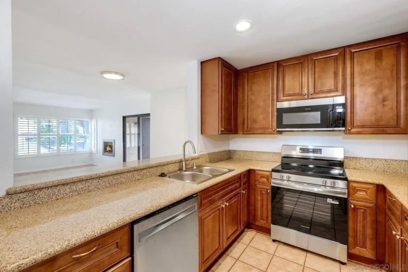 6747 Friars #127 photo 3