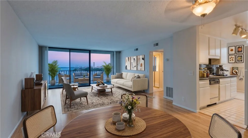1140 E Ocean photo 1