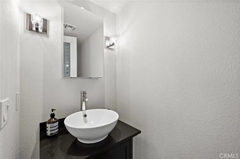 24535 Santa Clara photo 32