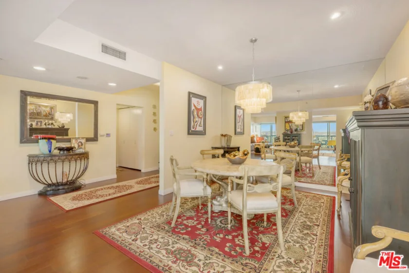 13600 Marina Pointe Drive #1704 photo 5