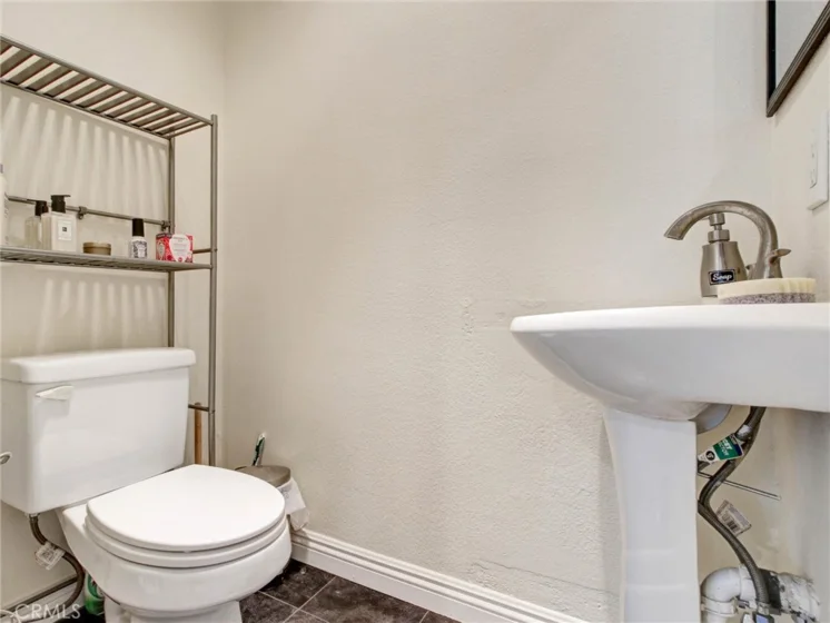 379 N Mentor Avenue #1 photo 27