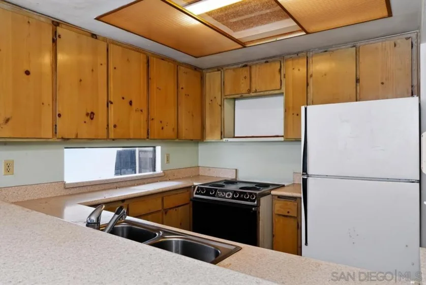 3888 Riviera #401 photo 6